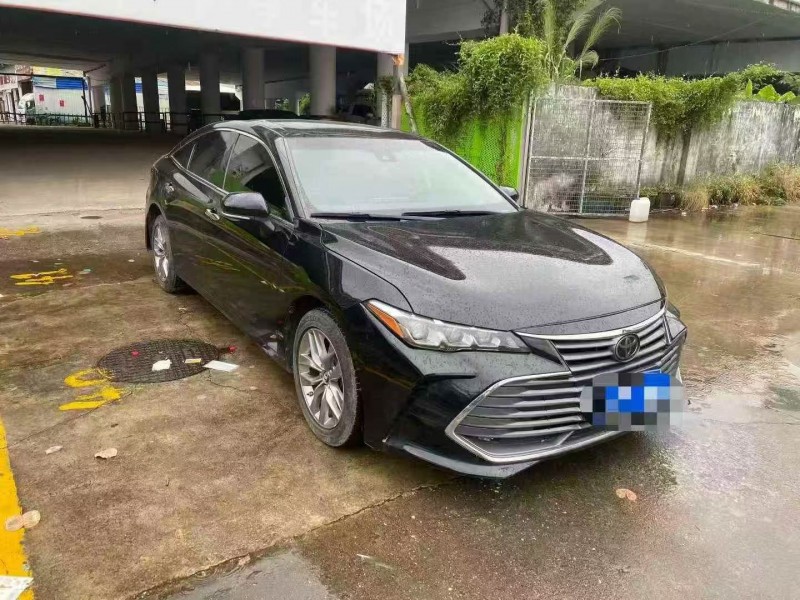 广州20年丰田亚洲龙3