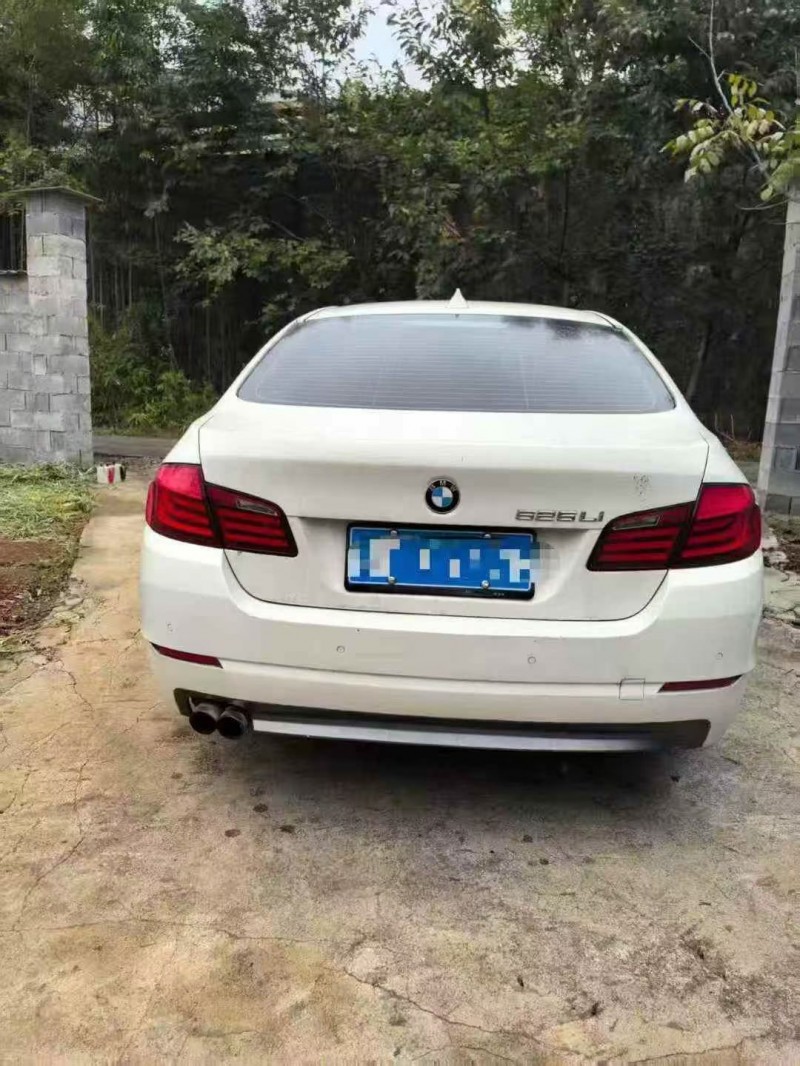 淮南13年宝马5系9