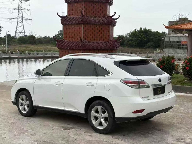 茂名13年雷克萨斯RX8