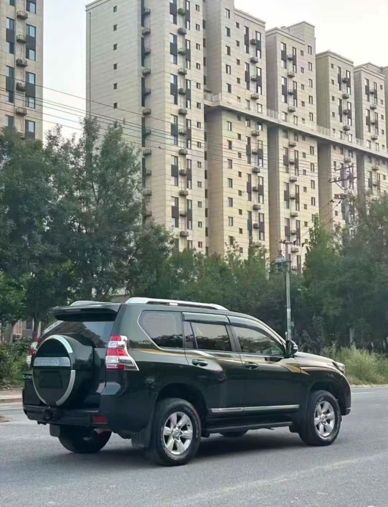 十堰15年丰田普拉多7