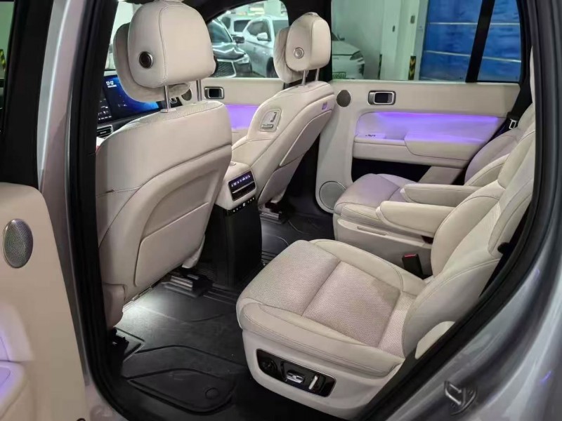 西安23年理想L97