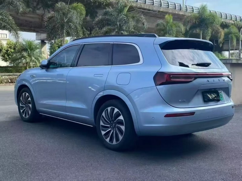 南通24年华为智选问界8