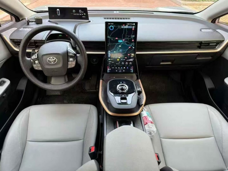 淄博25年丰田BZ3Pro6