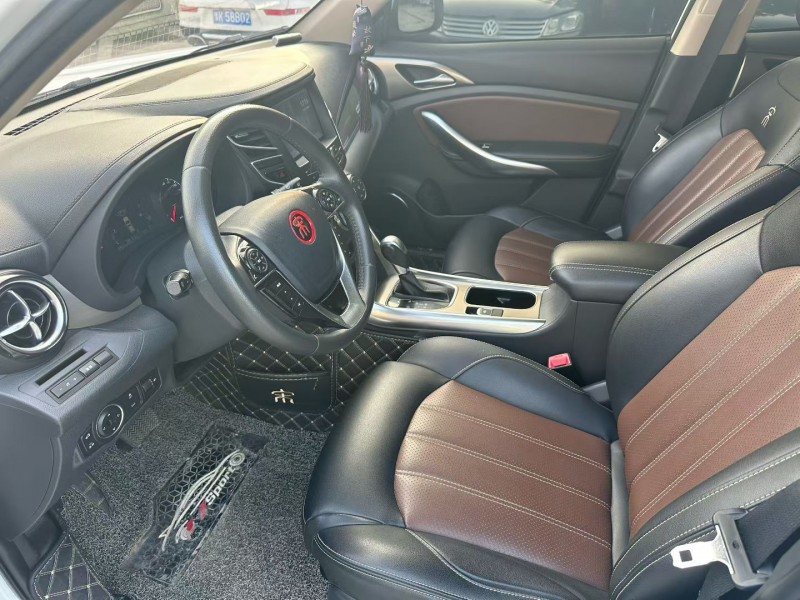 许昌18年比亚迪宋8