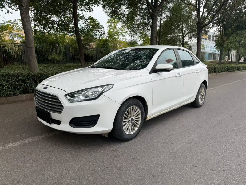 娄底17年福特福克斯2