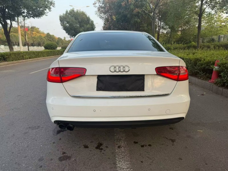 娄底15年奥迪A4L9