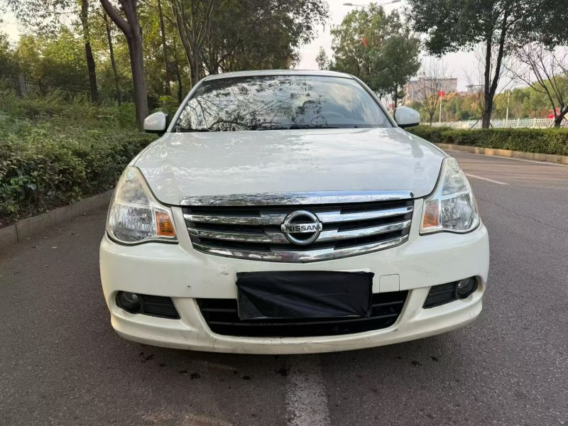 娄底14年日产轩逸1