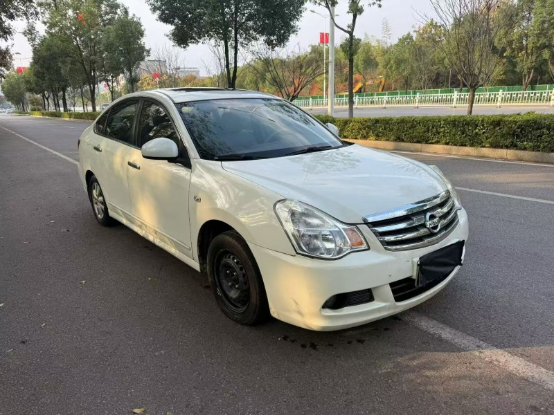 娄底14年日产轩逸3