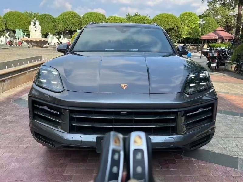 韶关23年保时捷卡宴1