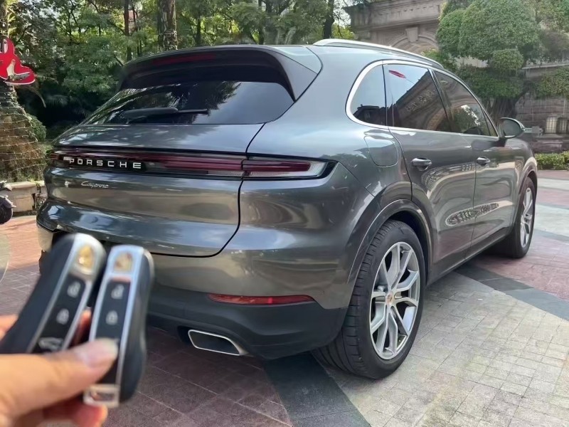 韶关23年保时捷卡宴7