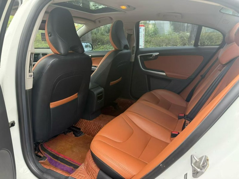 娄底15年沃尔沃S60L7