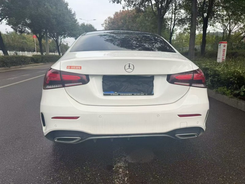 娄底19年奔驰A9