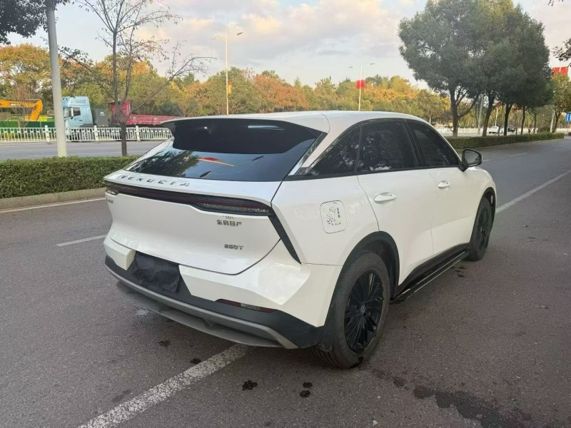 娄底23年启辰大V8