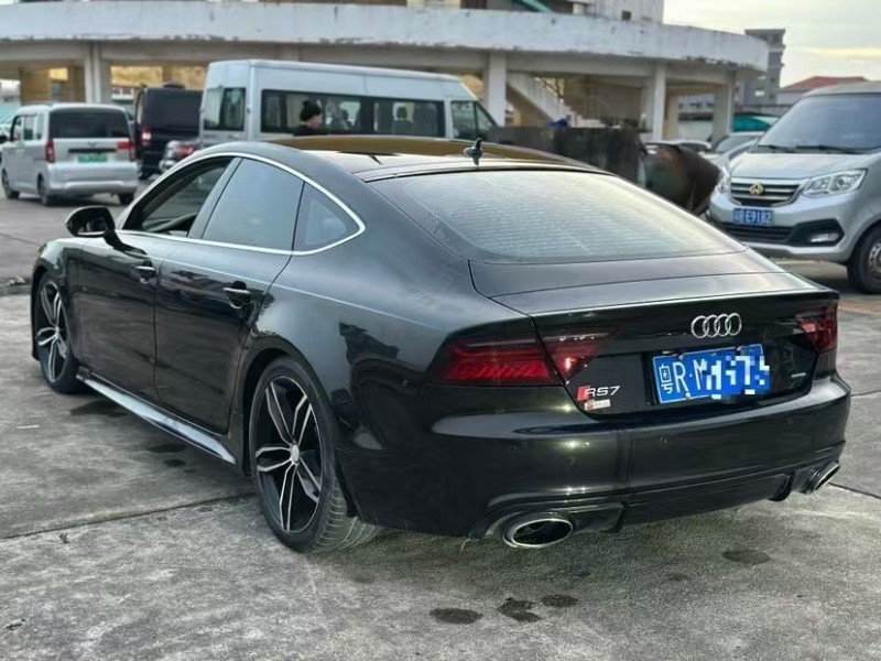 广州12年奥迪A7L8