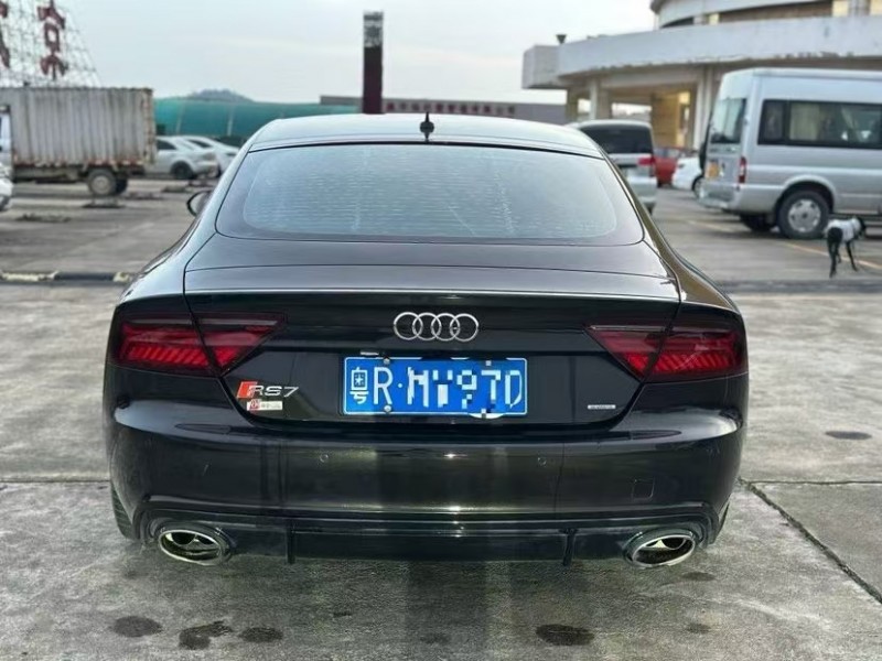 广州12年奥迪A7L9