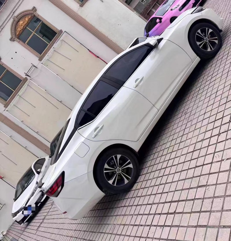 娄底22年日产轩逸8