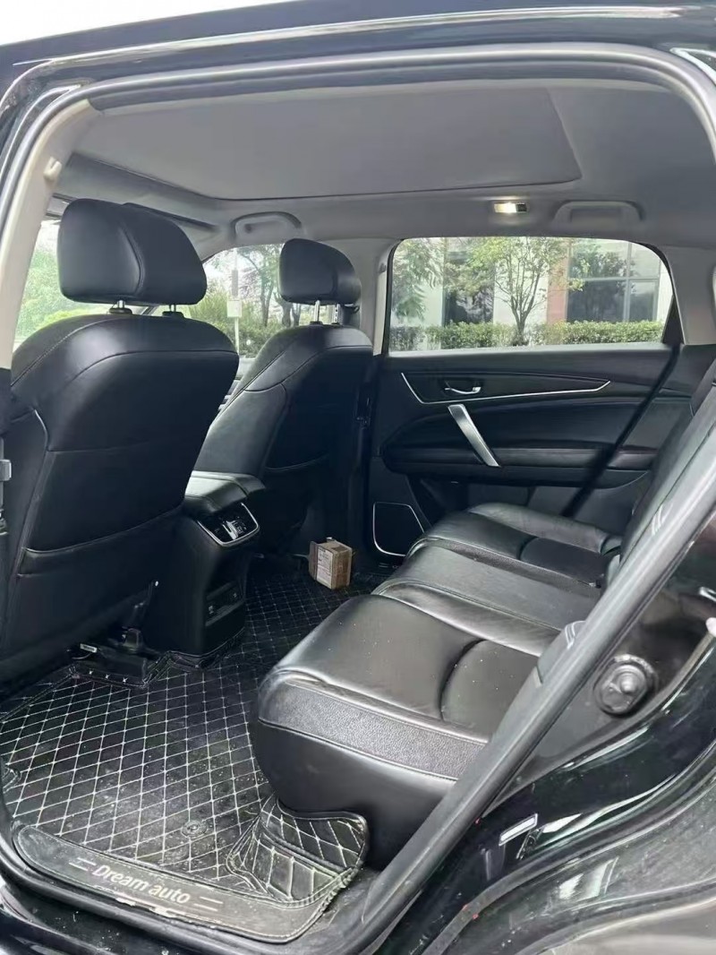 广州19年本田冠道8