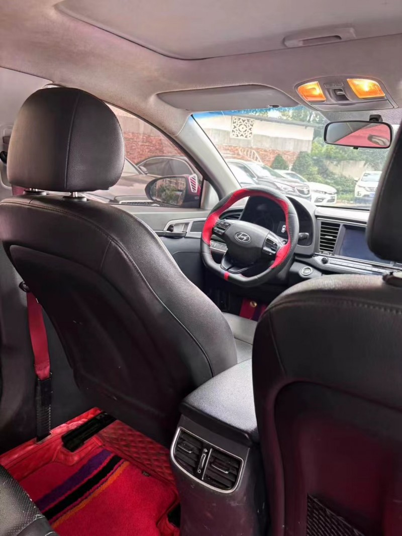 娄底16年现代领动5