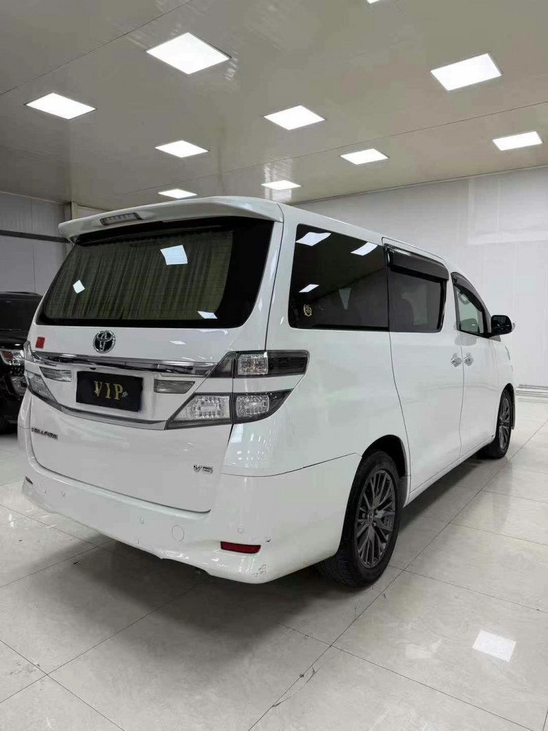 廊坊14年丰田埃尔法2