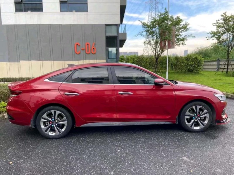 广州19年现代菲斯塔4