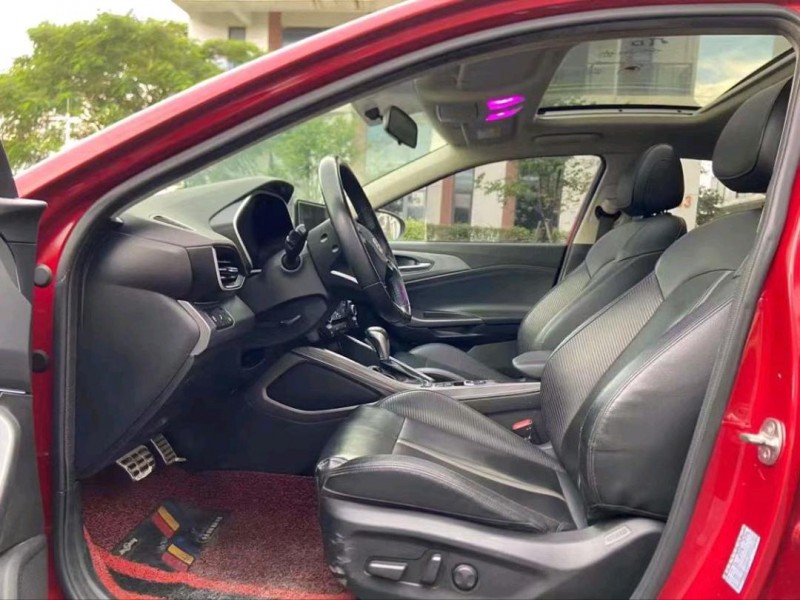 广州19年现代菲斯塔8