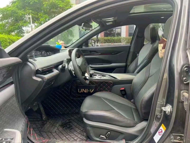 广州23年长安汽车UNI7