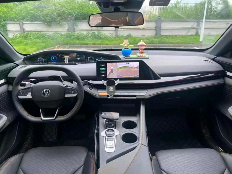 广州23年长安汽车UNI8