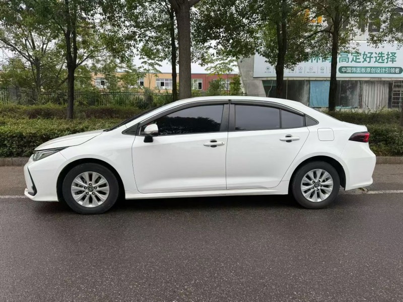 娄底21年丰田卡罗拉6