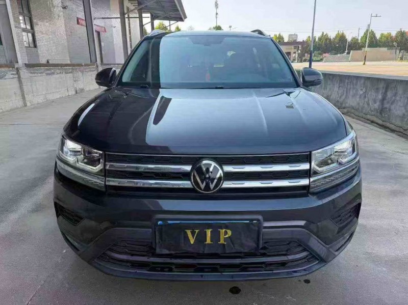 潜江22年大众途岳1