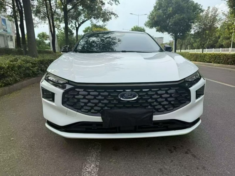 娄底23年福特蒙迪欧1