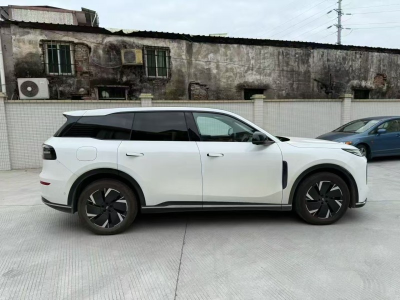 广州25年长安汽车启源8