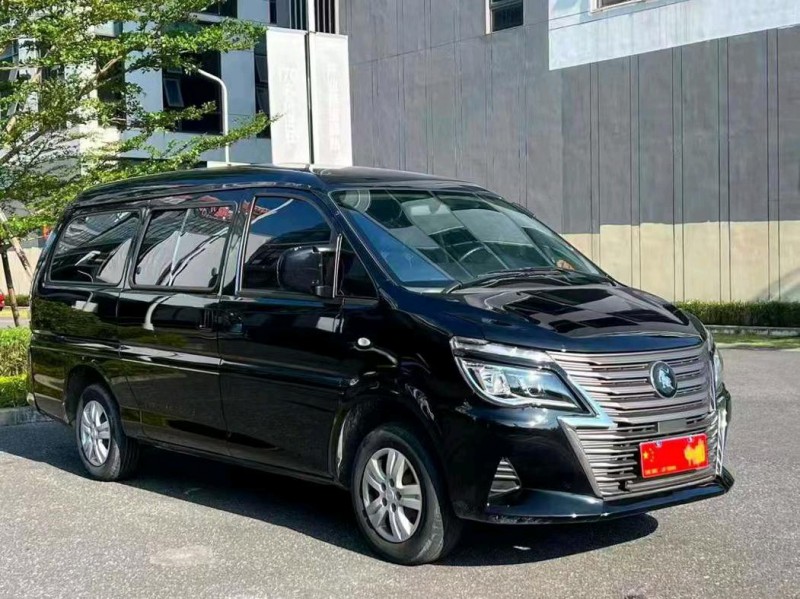 广州22年东风菱智3