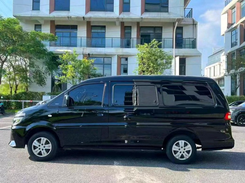 广州22年东风菱智4