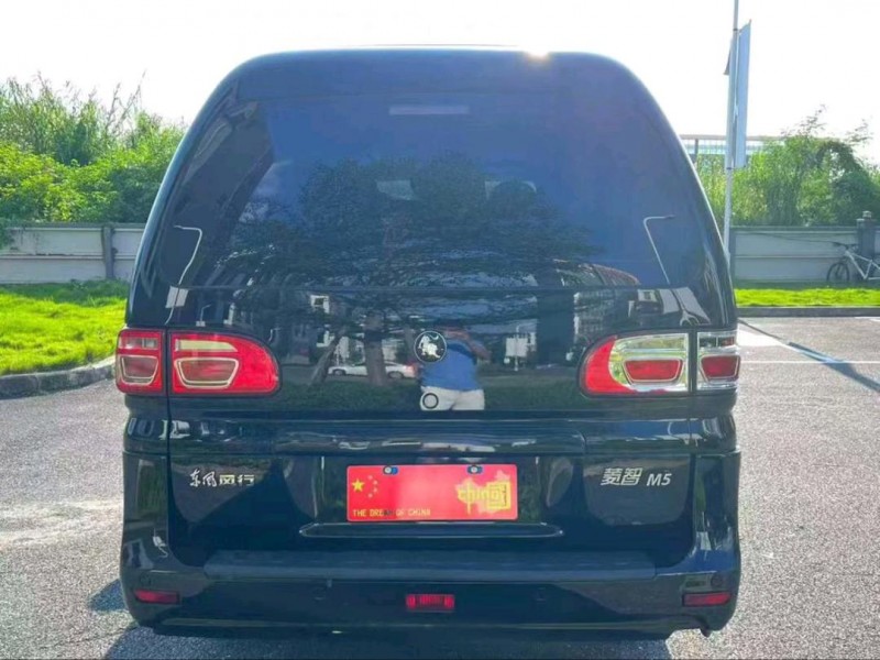 广州22年东风菱智5