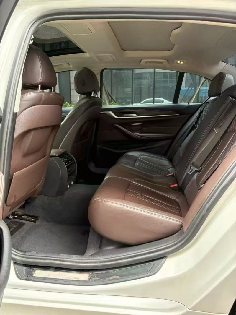 广州18年宝马5系6