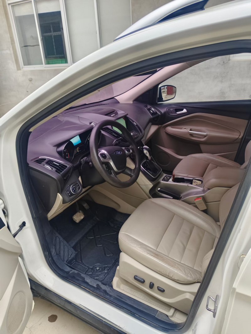 廊坊15年福特翼虎6