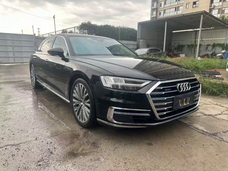 焦作19年奥迪A8L3