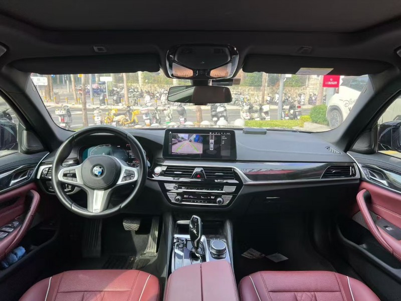 广州21年宝马5系6