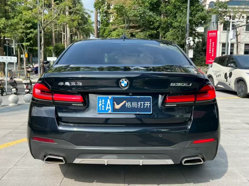 广州21年宝马5系9