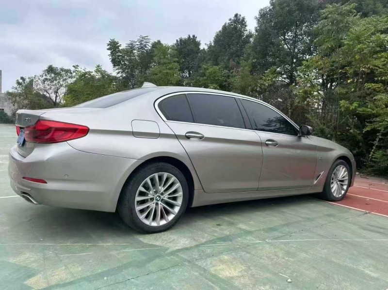 娄底18年宝马5系5