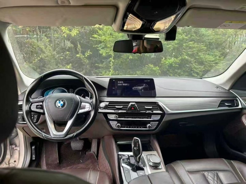 娄底18年宝马5系9