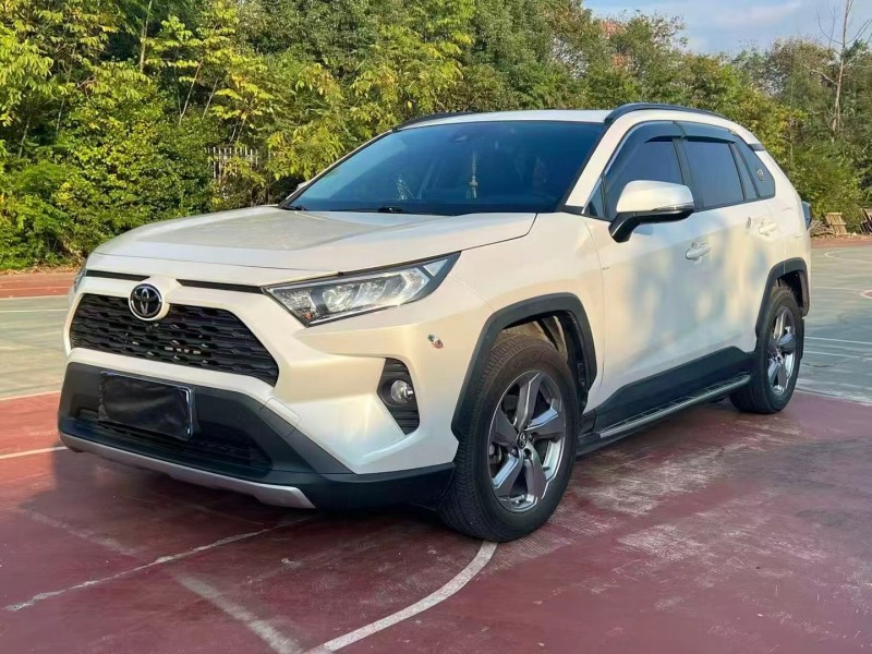 娄底21年丰田RAV42