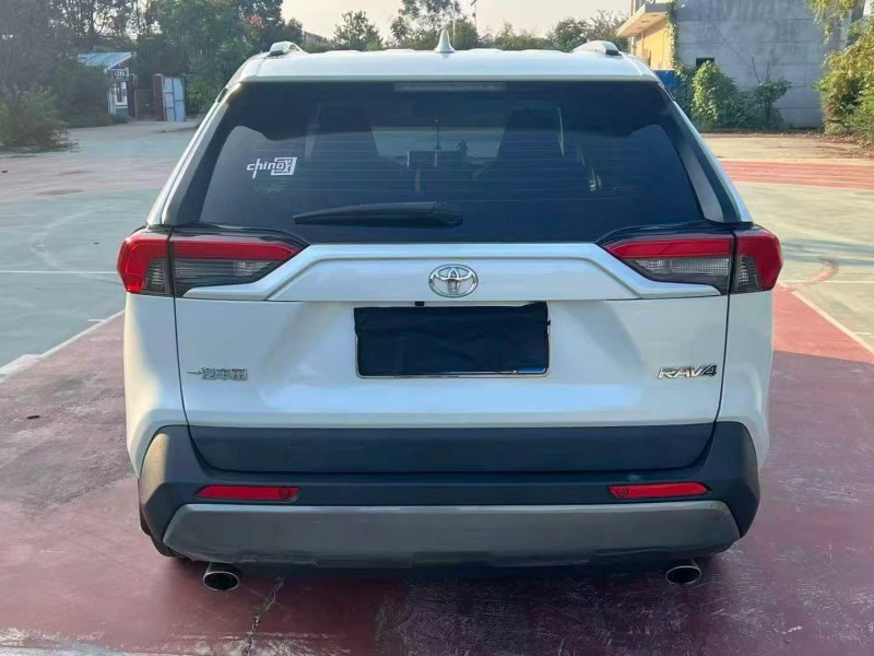 娄底21年丰田RAV44