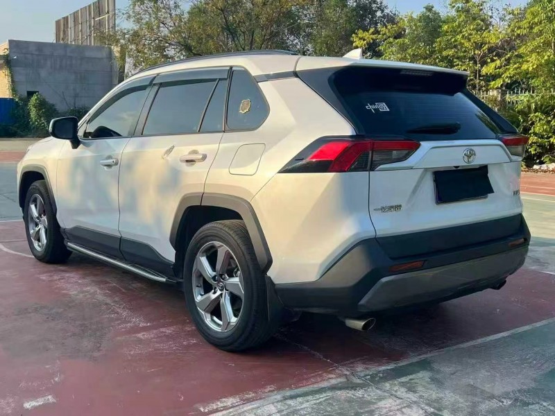 娄底21年丰田RAV49