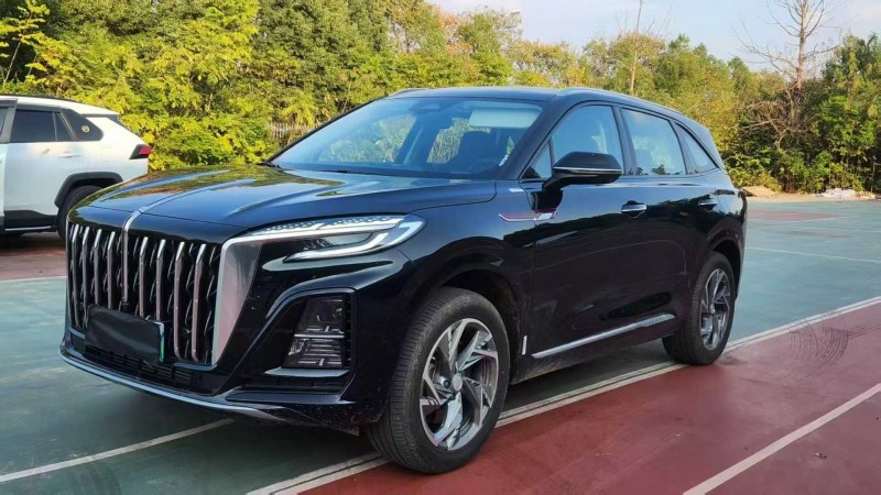 娄底25年红旗HS32