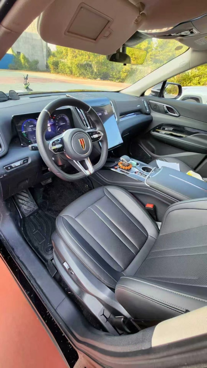 娄底25年红旗HS37