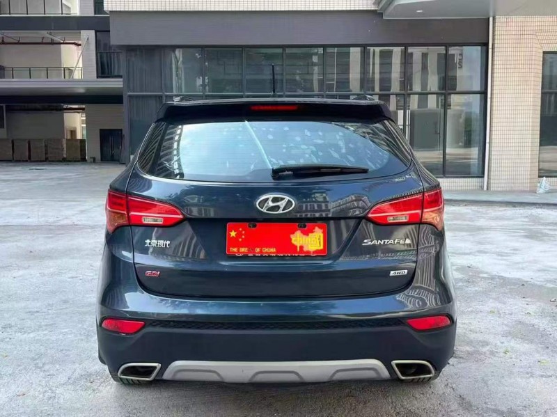 广州13年现代全新胜达5