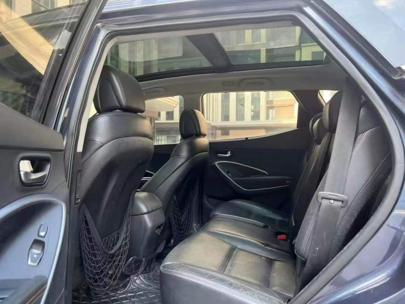 广州13年现代全新胜达9