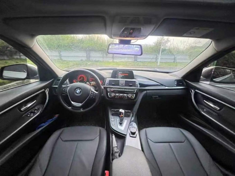 广州18年宝马3系9