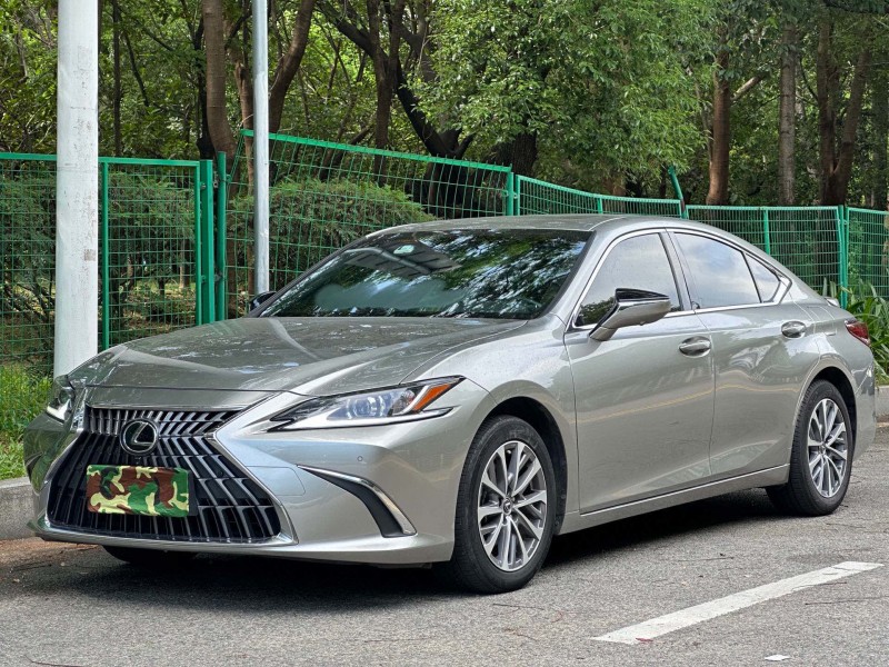 东莞24年雷克萨斯ES2